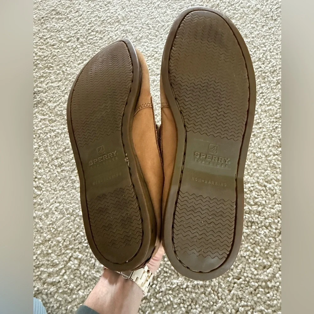 Boys authentic Speer top-Sider boat shoe gently used size 6